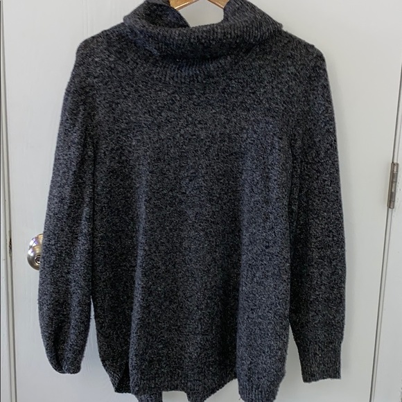 Tahari Sweaters - Tahari Women’s cowl Sweater